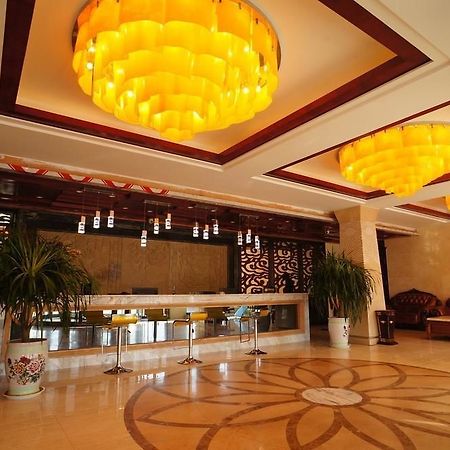 Sunshine Holiday Hotel Liaocheng Eksteriør bilde