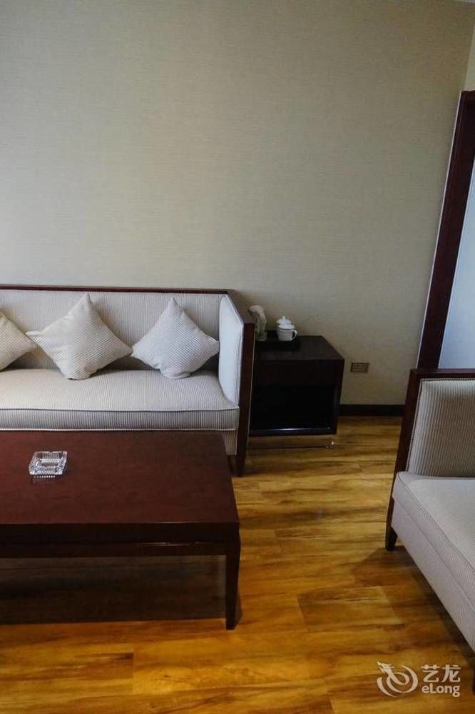 Sunshine Holiday Hotel Liaocheng Eksteriør bilde